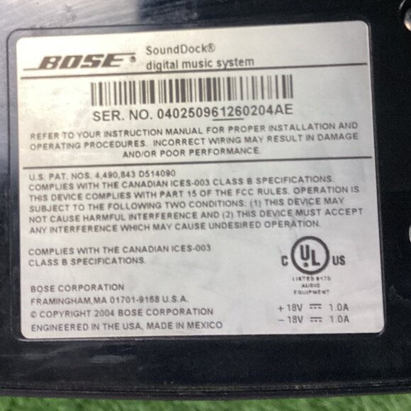 Bose SoundDock Digital Music System For iPod - no cord - Picture 10 of 11